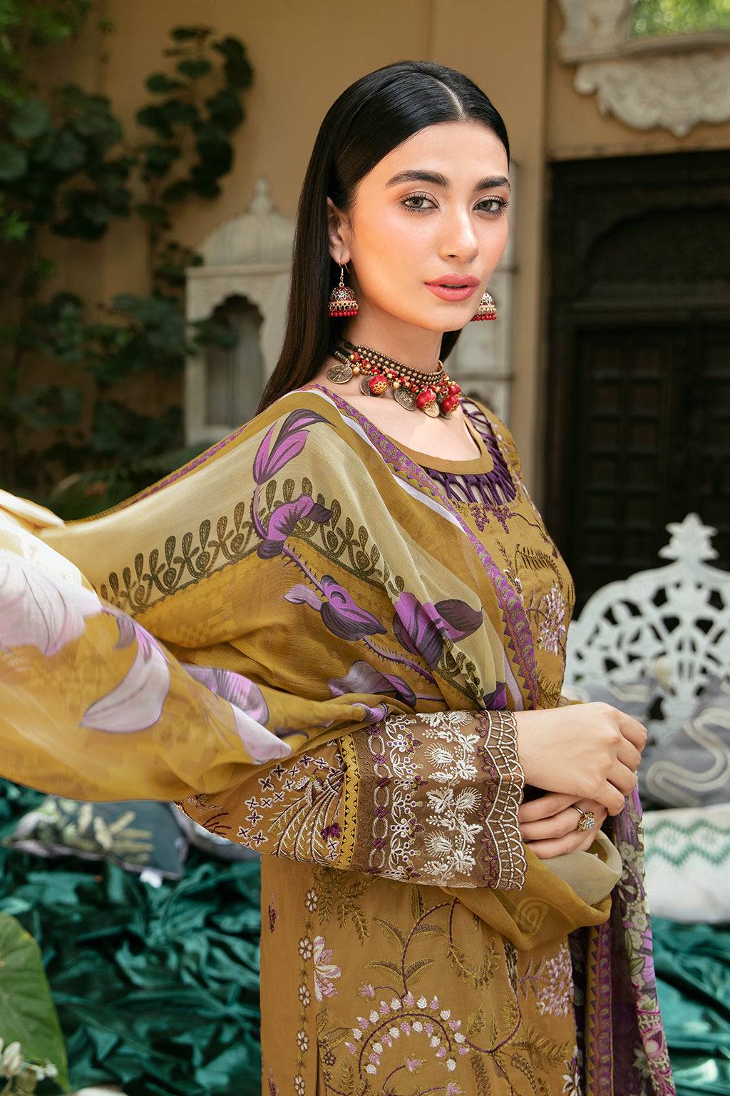 Ramsha | Mashaal Luxury Lawn | L-808 - Pakistani Designer Dress - by Ramsha | Type: Luxury - 100% Original at Saira Sultan