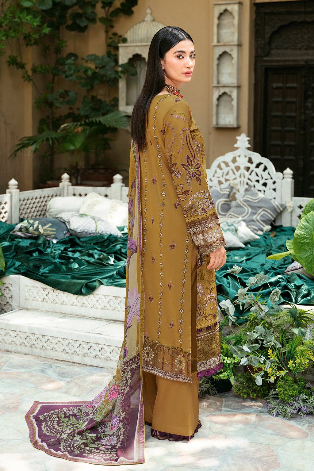 Ramsha | Mashaal Luxury Lawn | L-808 - Pakistani Designer Dress - by Ramsha | Type: Luxury - 100% Original at Saira Sultan