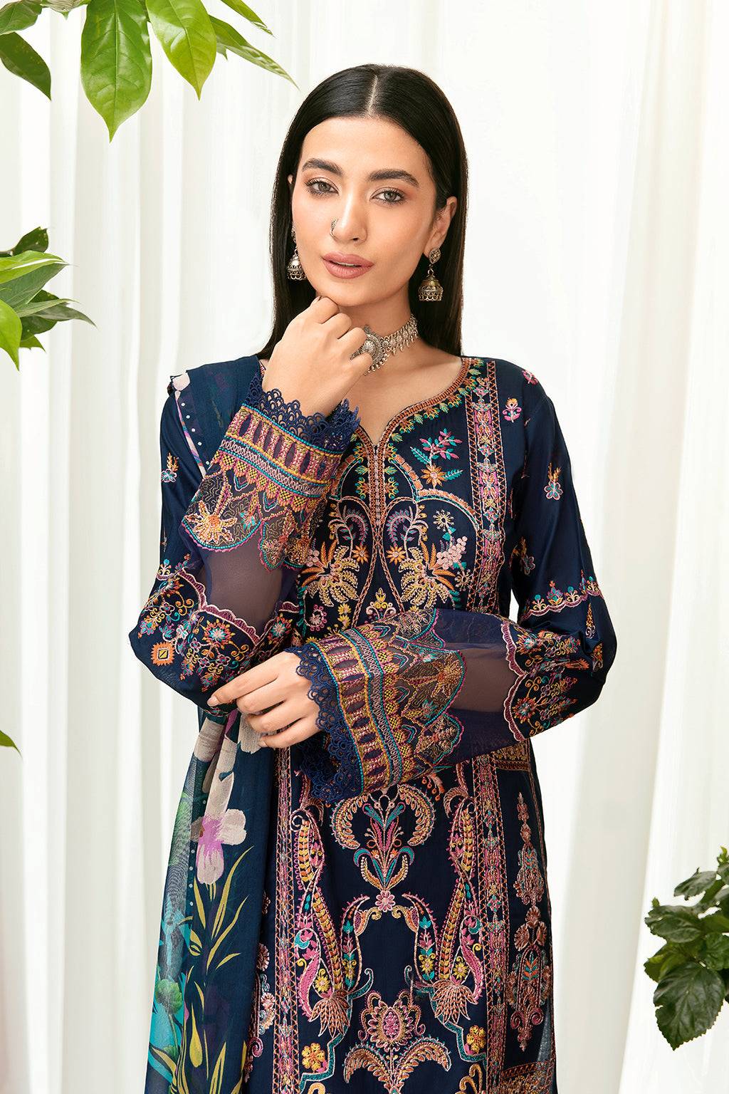 Ramsha | Mashaal Luxury Lawn | L-802 - Pakistani Designer Dress - by Ramsha | Type: Luxury - 100% Original at Saira Sultan