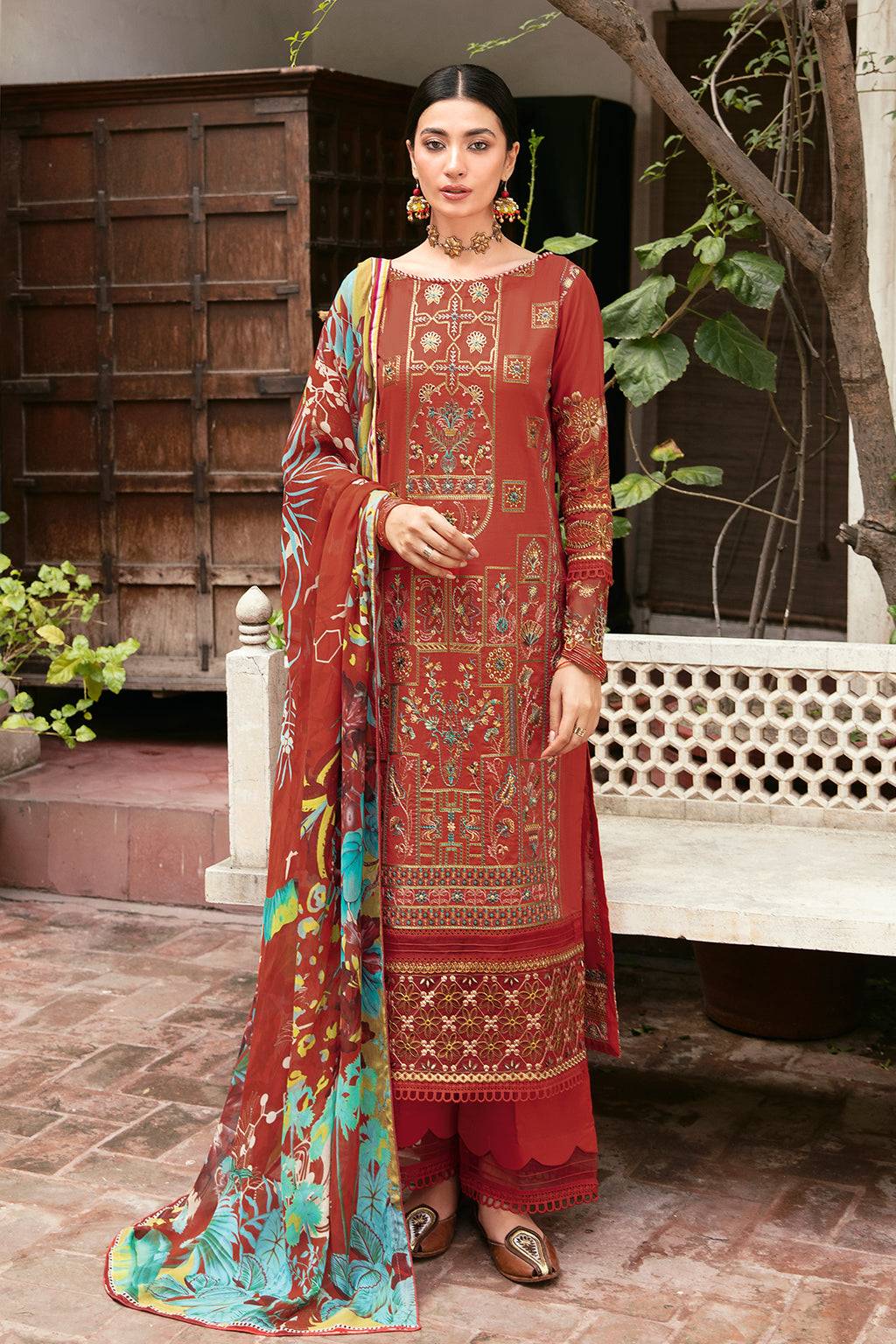 Ramsha | Mashaal Luxury Lawn | L-810 - Pakistani Designer Dress - by Ramsha | Type: Luxury - 100% Original at Saira Sultan