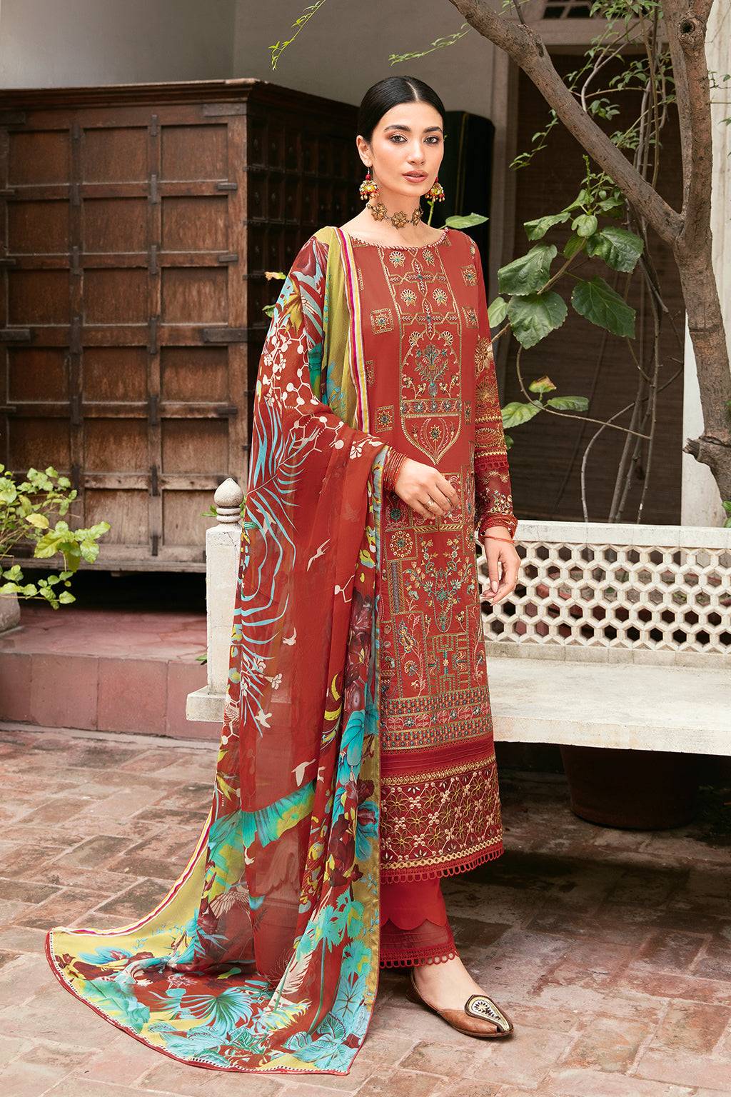Ramsha | Mashaal Luxury Lawn | L-810 - Pakistani Designer Dress - by Ramsha | Type: Luxury - 100% Original at Saira Sultan