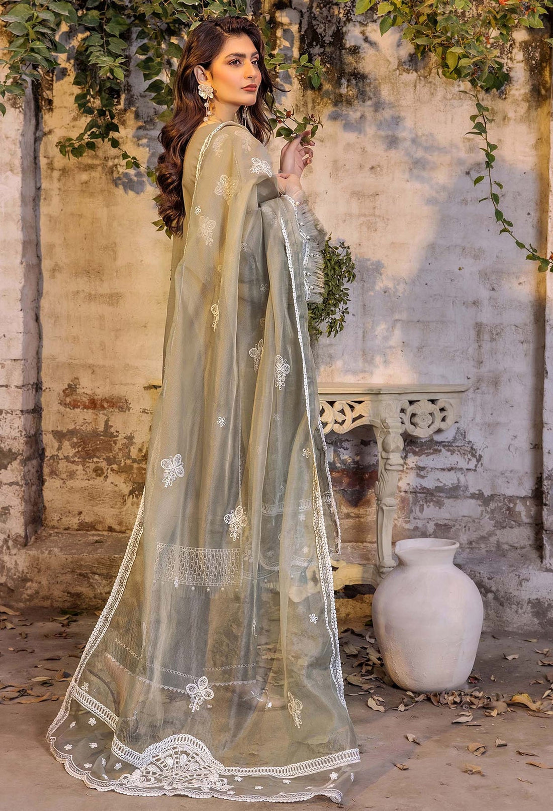 Adans Libas | Chikankari 25 | 4772 XS Gray Lawn