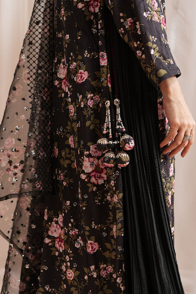 Cross Stitch | Luxe Atelier 25 | GRAPHITE GLOW L Black Silk