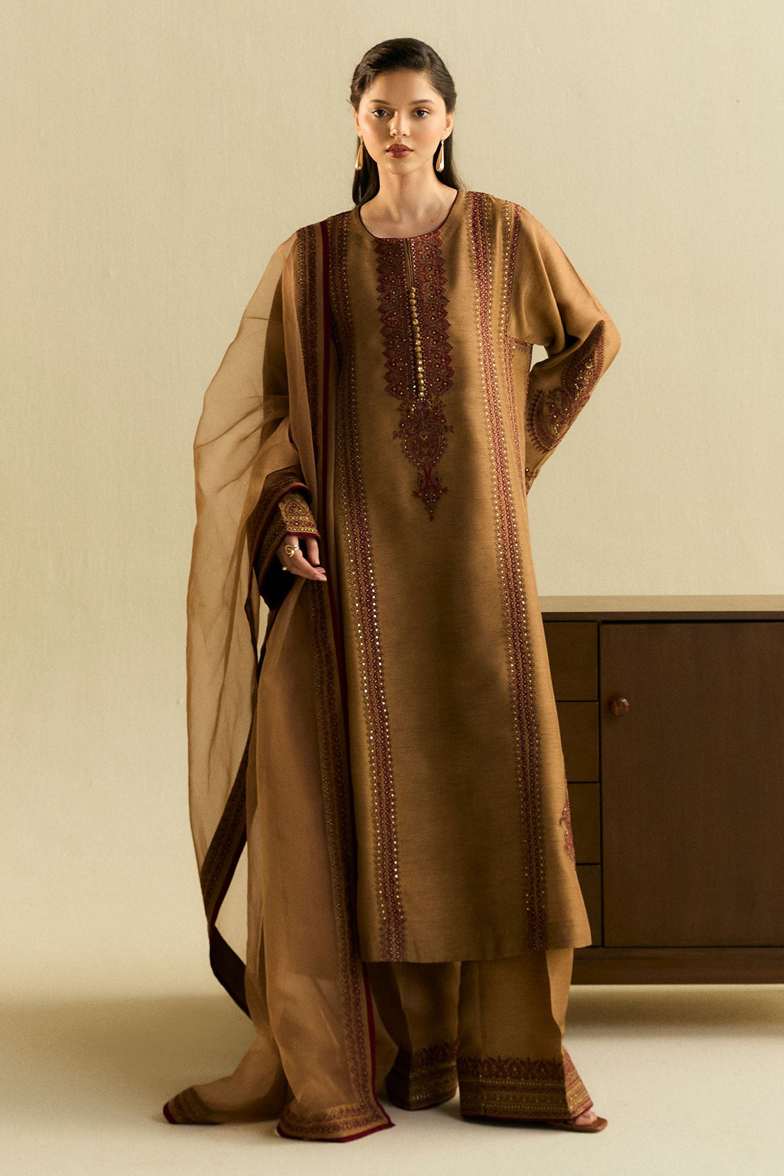 Zara Shahjahan | Festive Wear 25 | ZR25F0224 - Pakistani Designer Dress - by Zara Shahjahan - Type : Ladies Clothes - 100% Original at Saira Sultan
