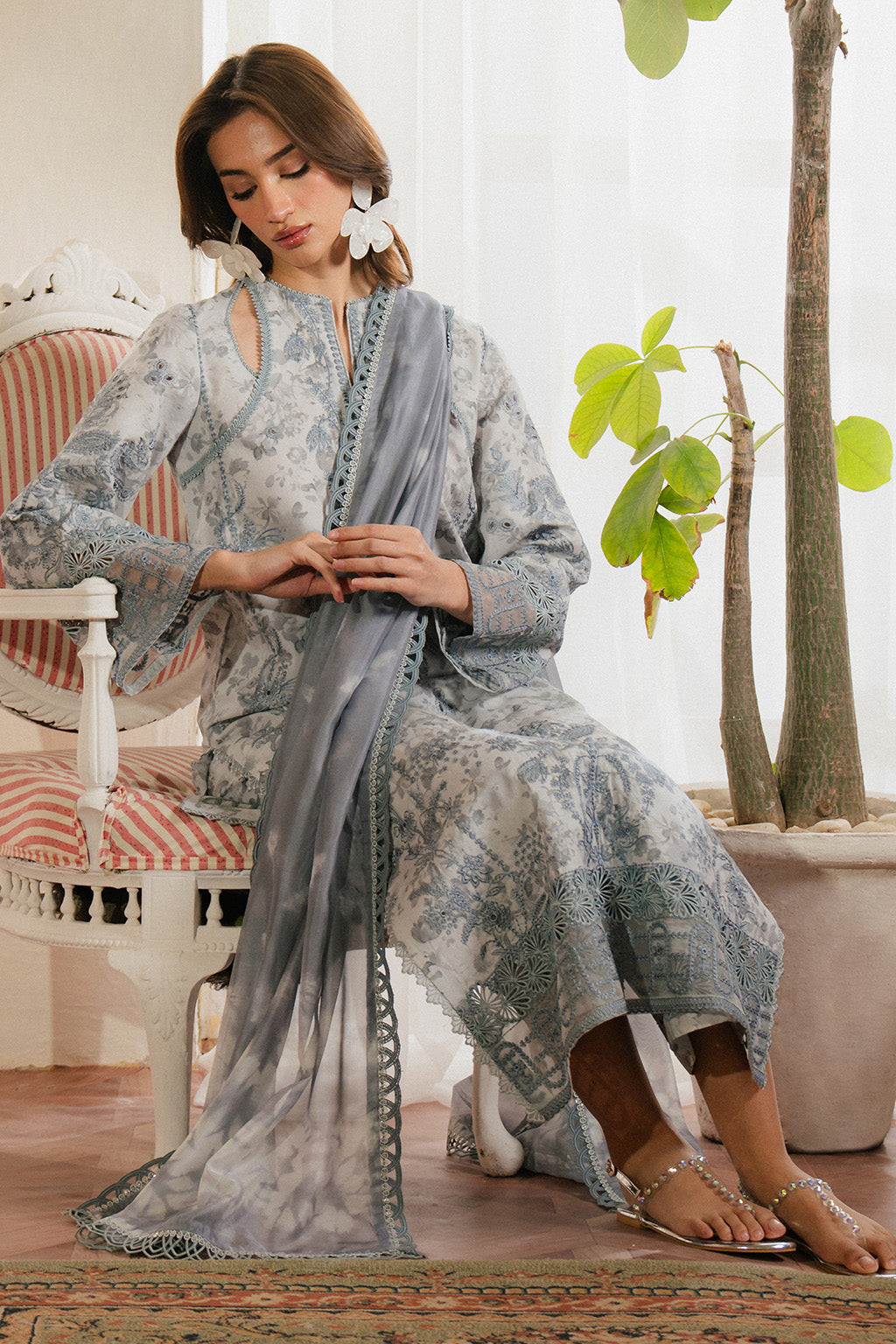 Ayzel | Armelia Printed Lawn 25 | Selviana XL Gray Lawn
