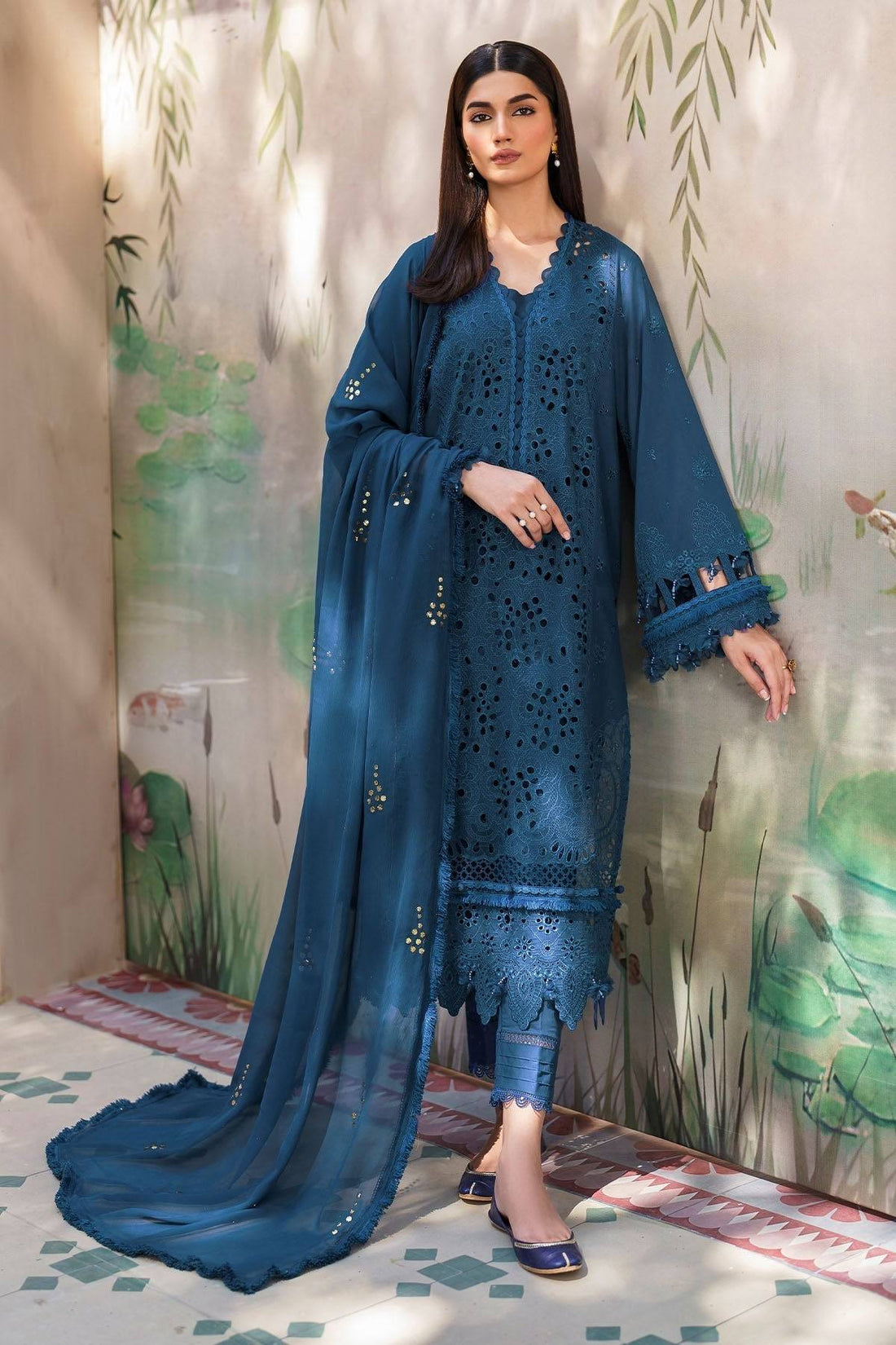 Nureh | Bazaar Lawn | NS-137 - Pakistani Designer Dress - by Nureh | Type: Luxury - 100% Original at Saira Sultan