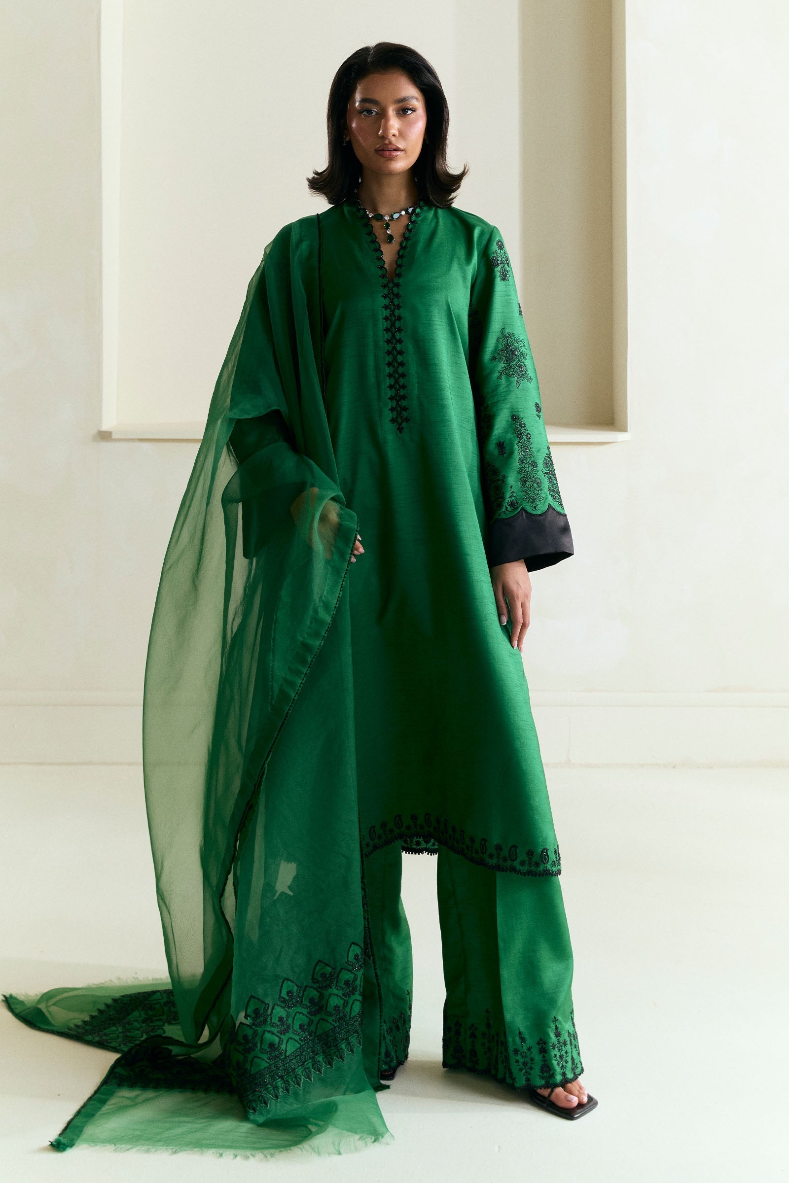 Zara Shahjahan | Festive Wear 25 |ZR25F0540 - Pakistani Designer Dress - by Zara Shahjahan - Type : Ladies Clothes - 100% Original at Saira Sultan