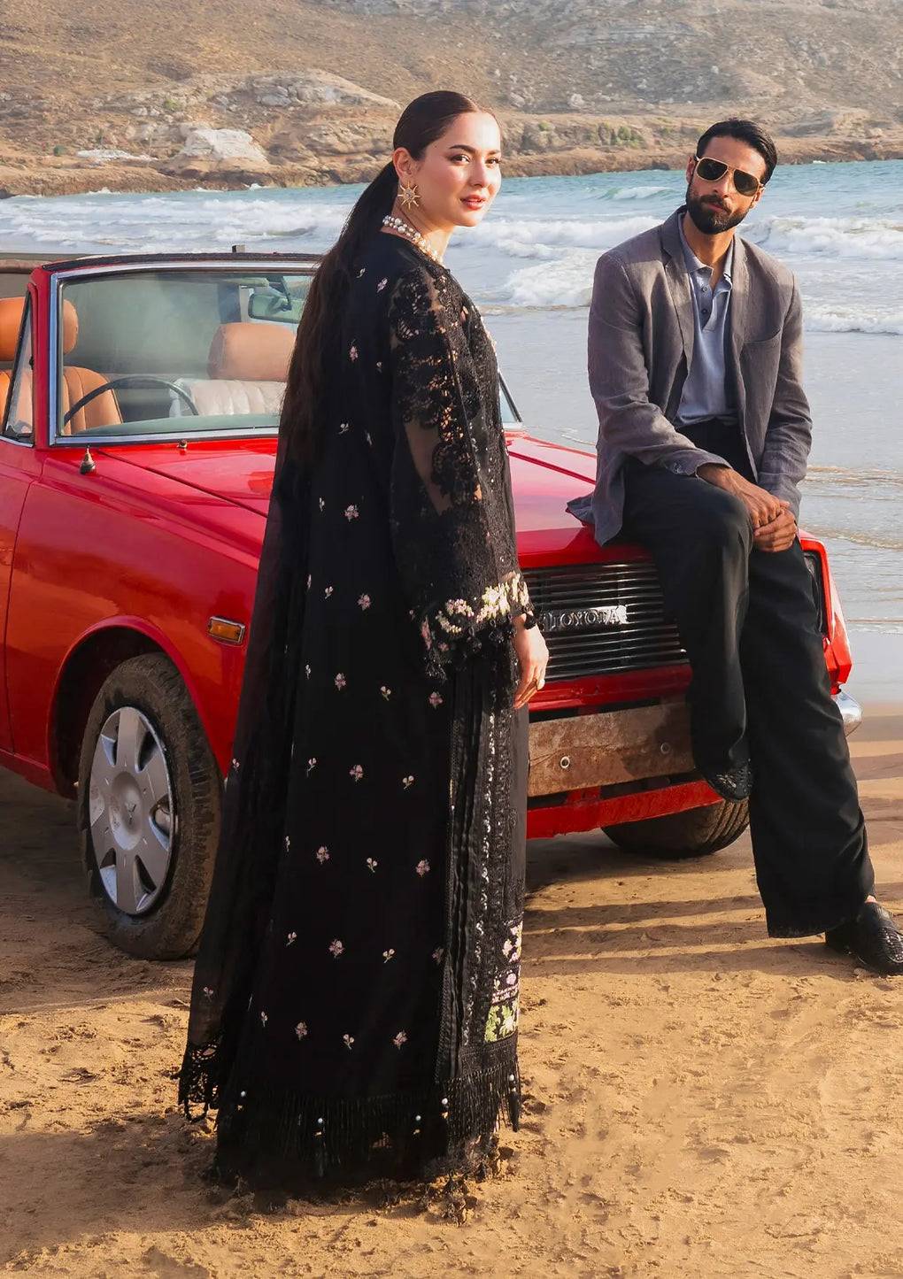 Elaf Premium | Hai Kuch Festive Lawn 24 | EHK-01A Mahnoor - Pakistani Designer Dress - by Elaf Premium | Type: Luxury - 100% Original at Saira Sultan