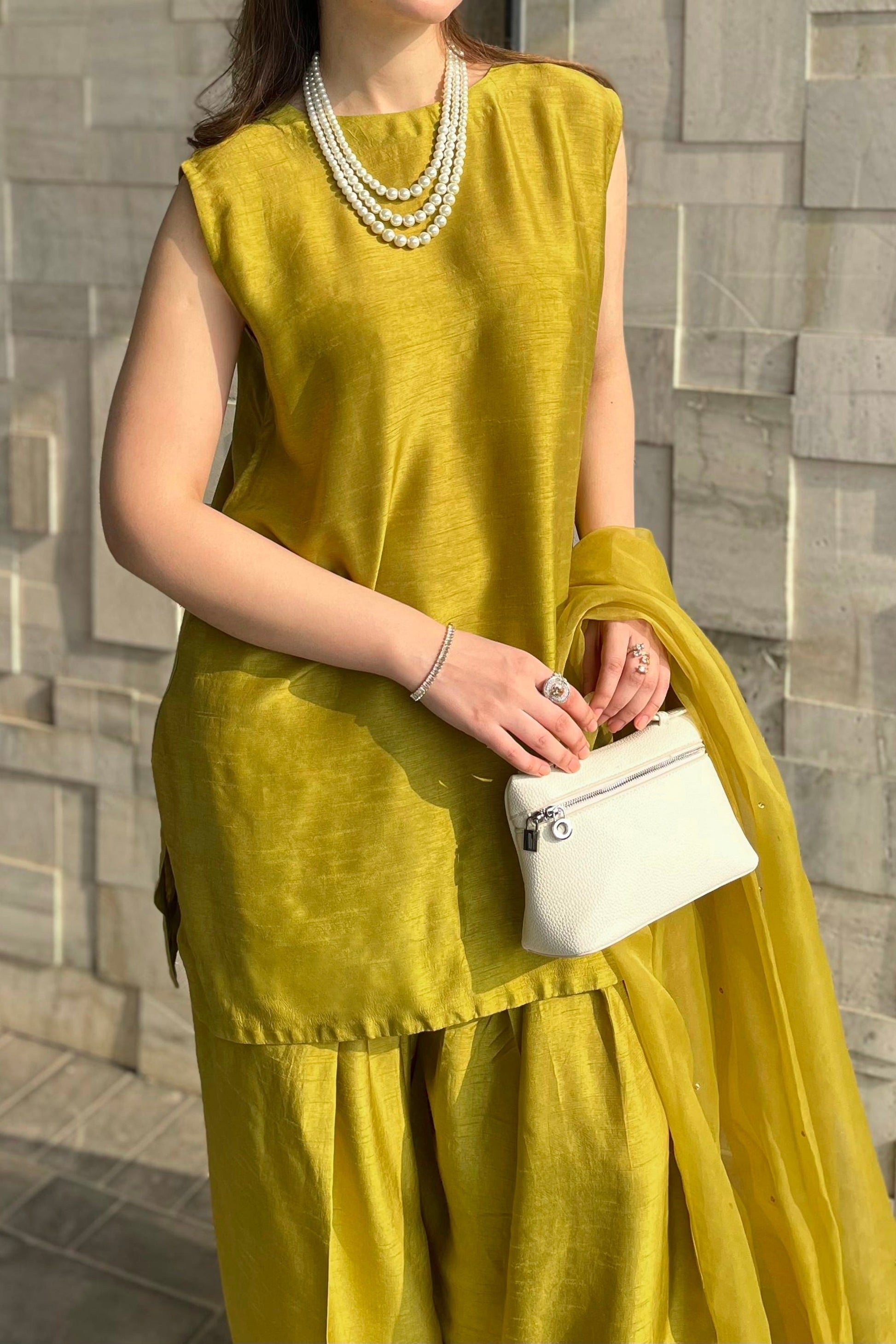 Hana | Signature Series | Zyana M Gold Raw Silk