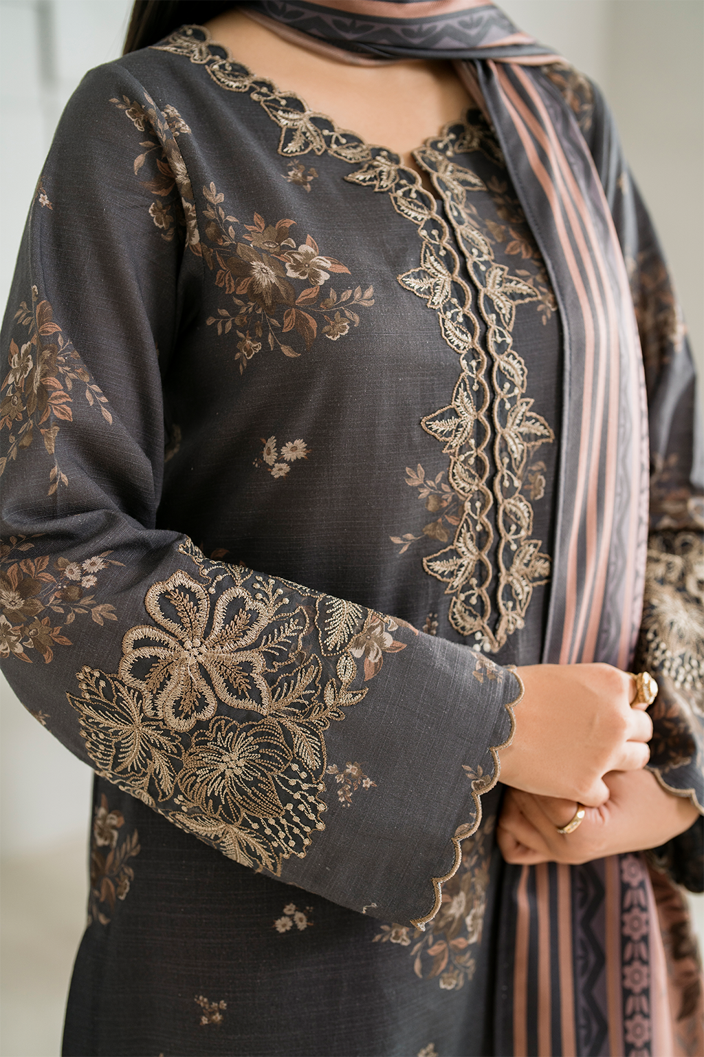 Iznik | Exclusive Winter | UE-358 M Gray Slub Khaddar