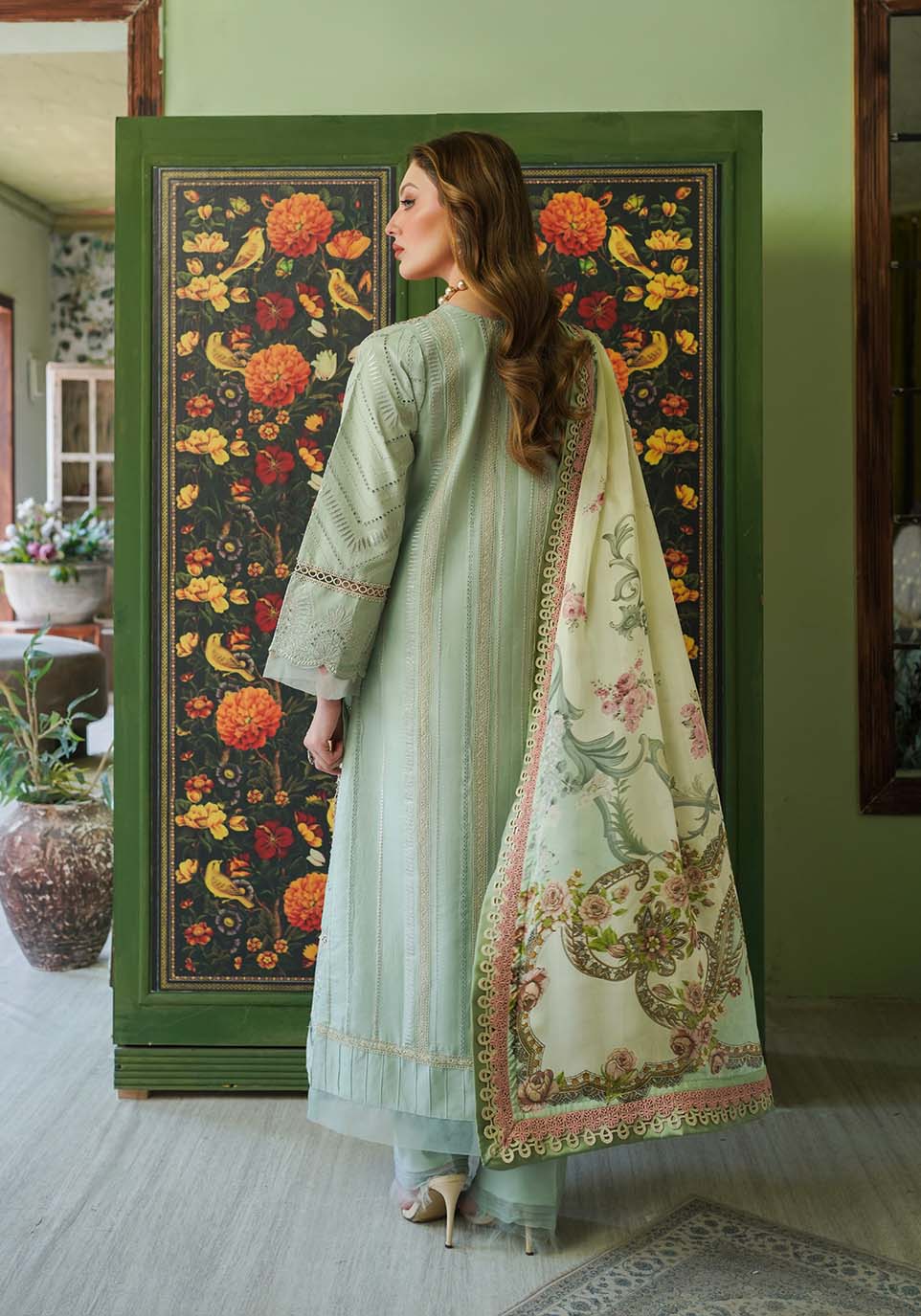 Zarqash | Tresor Luxury Lawn 24 | ZQT 009 GISELLE - Pakistani Designer Dress - by Zarqash | Type: Luxury - 100% Original at Saira Sultan