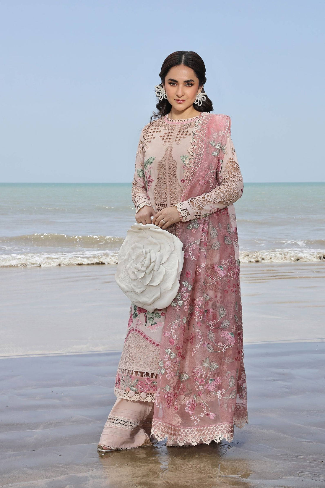 Maryam Hussain | Luxury Lawn 24 | MAYA - Pakistani Designer Dress - by Maryam Hussain | Type: Luxury - 100% Original at Saira Sultan