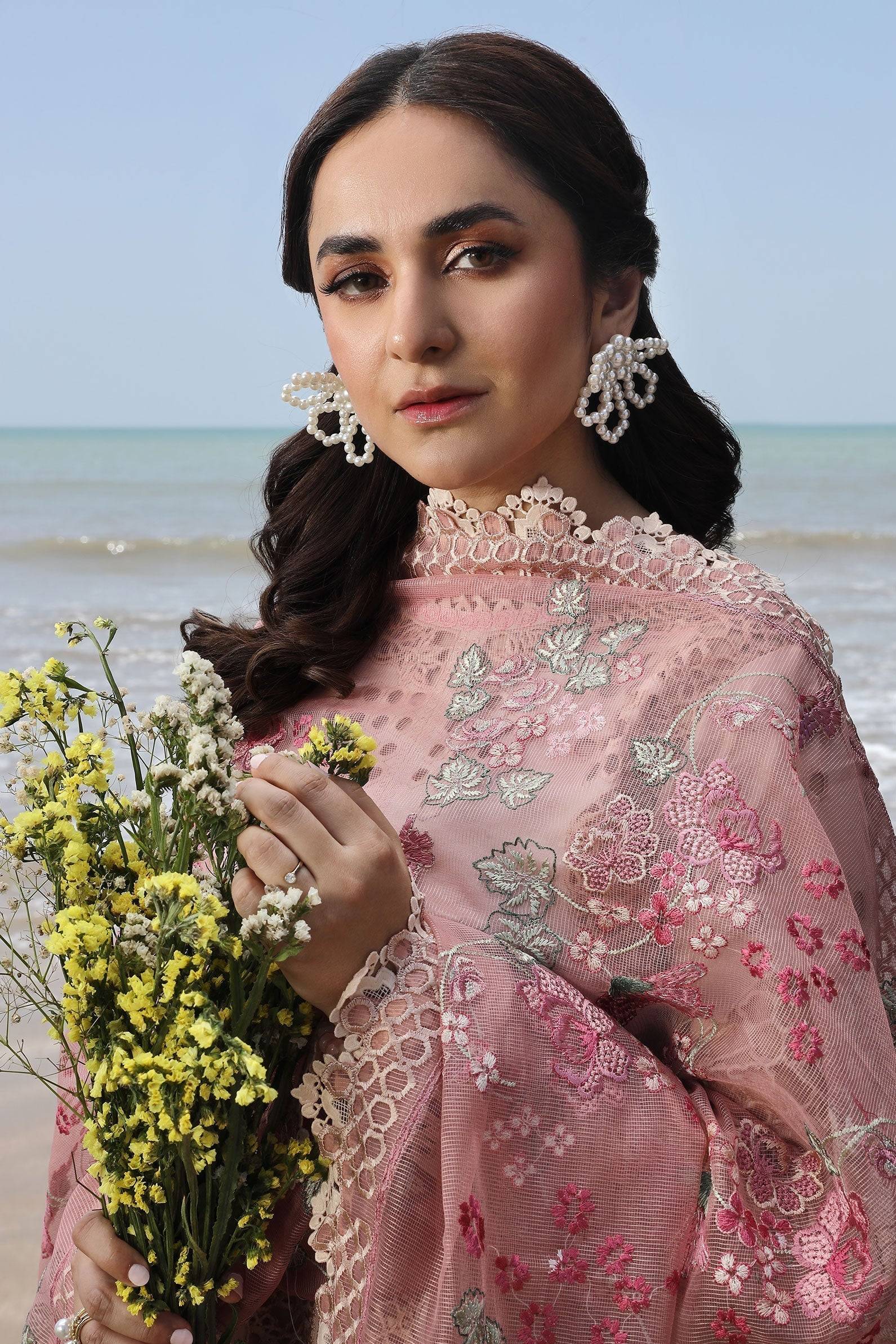 Maryam Hussain | Luxury Lawn 24 | MAYA - Pakistani Designer Dress - by Maryam Hussain | Type: Luxury - 100% Original at Saira Sultan