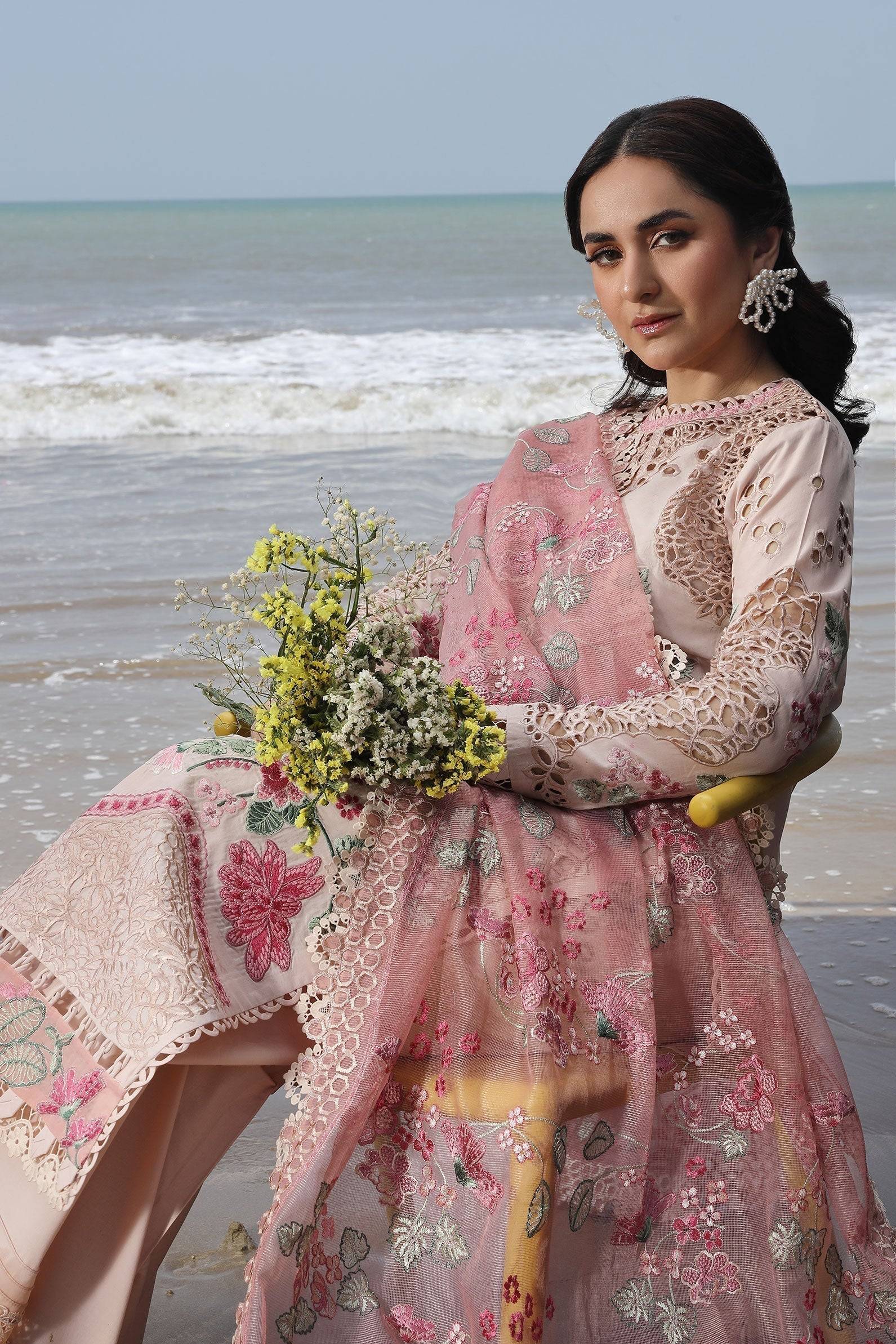 Maryam Hussain | Luxury Lawn 24 | MAYA - Pakistani Designer Dress - by Maryam Hussain | Type: Luxury - 100% Original at Saira Sultan