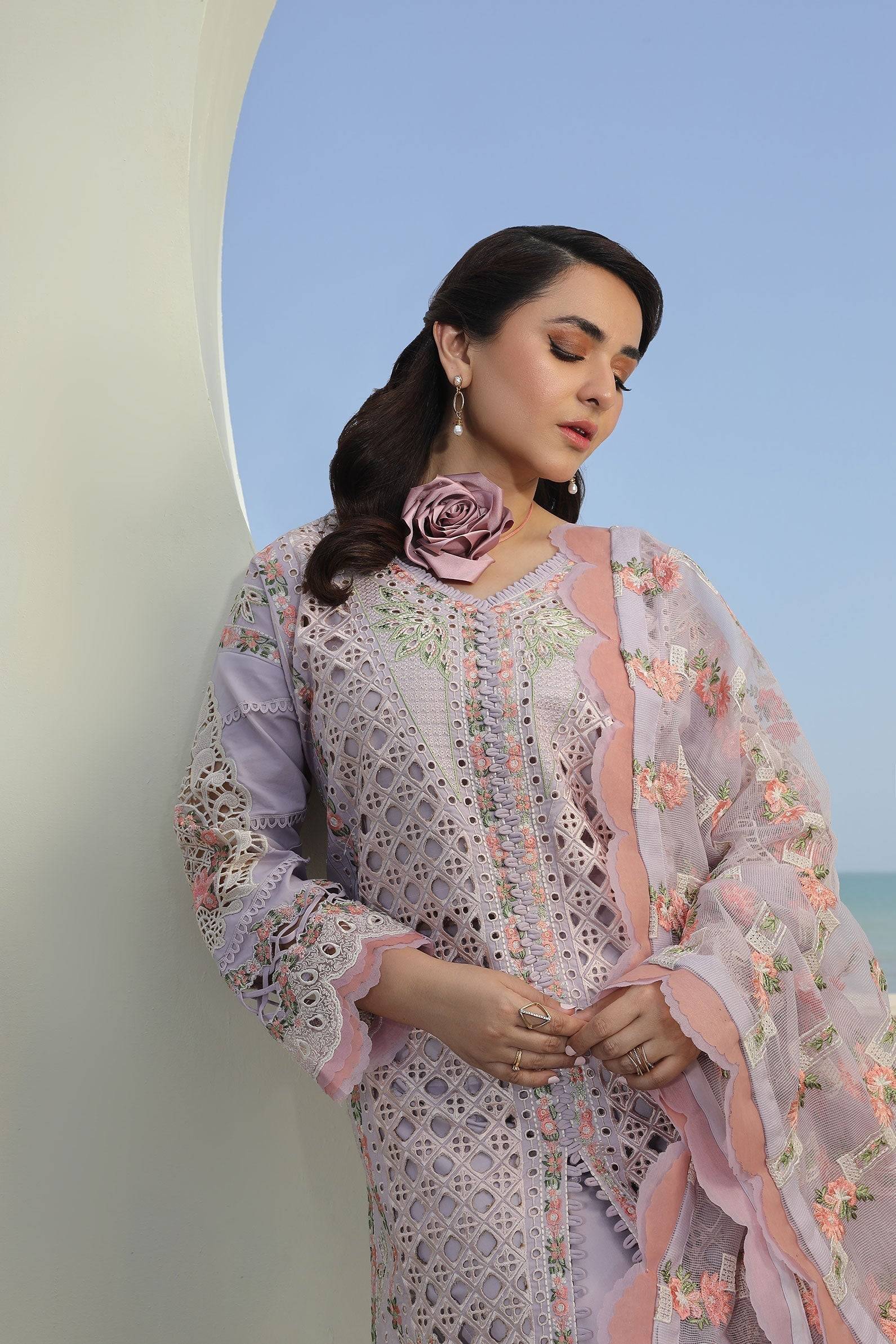 Maryam Hussain | Luxury Lawn 24 | FEROZ - Pakistani Designer Dress - by Maryam Hussain | Type: Luxury - 100% Original at Saira Sultan