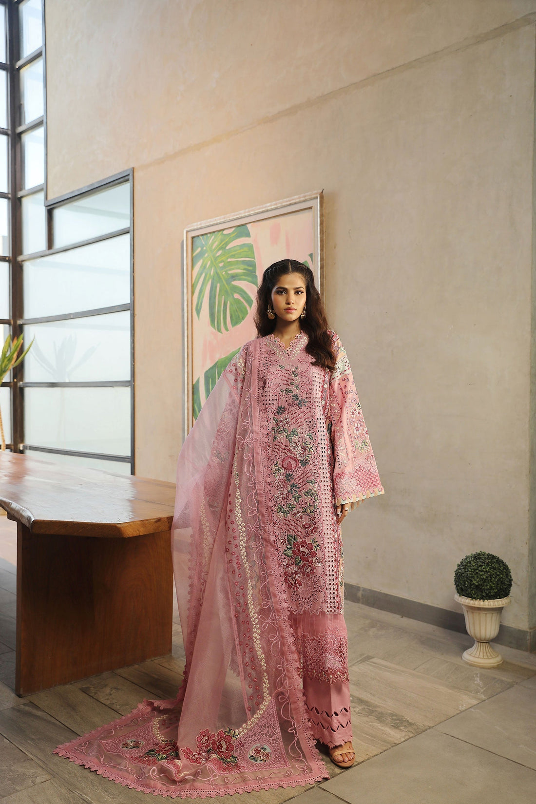 Maryam Hussain | Luxury Lawn 24 | CORAL - Pakistani Designer Dress - by Maryam Hussain | Type: Luxury - 100% Original at Saira Sultan