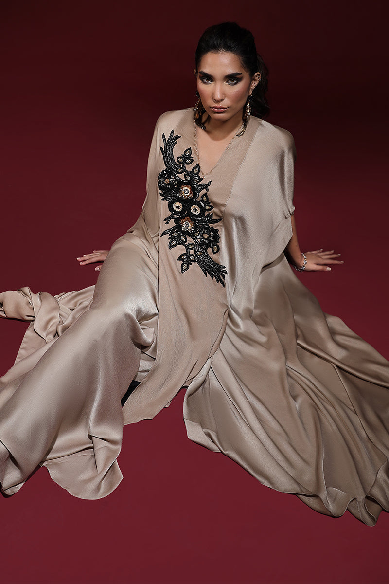 Wardha Saleem | Luxury Pret Fusion Wear | SAHARA DRAPE WITH PANTS (2PC) L Beige Silk