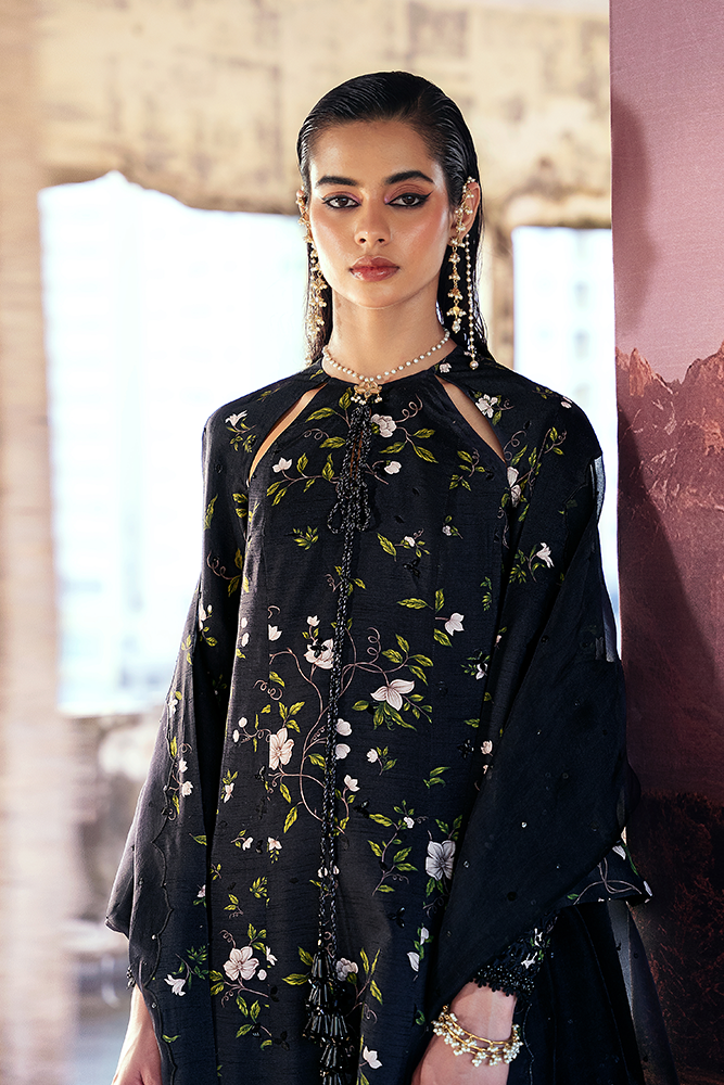 Suffuse | Silk Pret Summer 25 | ZEYARA L Black Silk