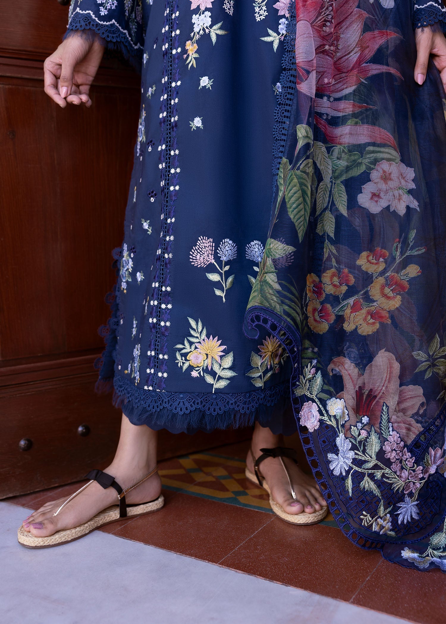 Saira Shakira | Bloom Lawn 25 | HANGING GARDENS 2-B M Lawn Navy Blue