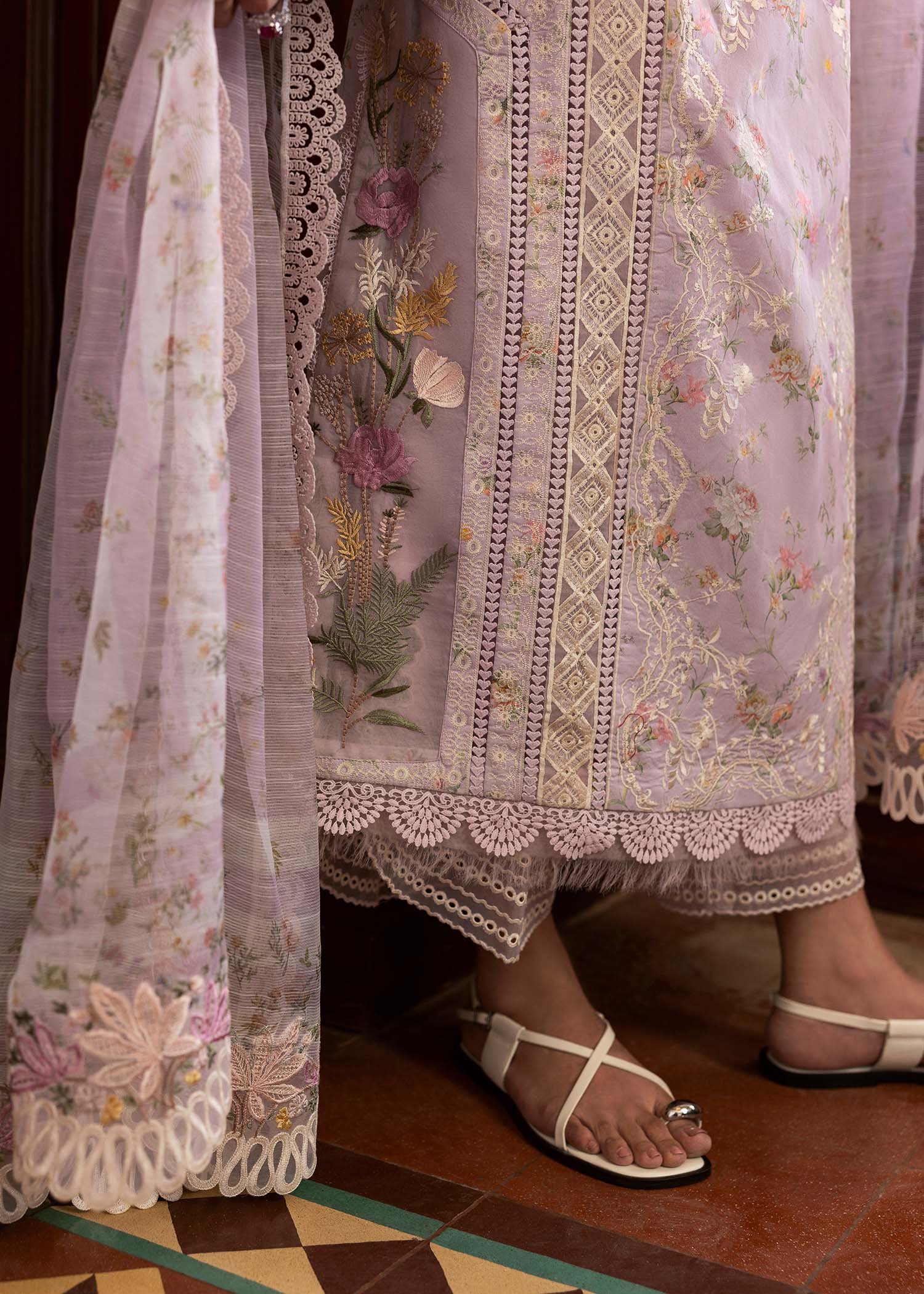Saira Shakira | Bloom Lawn 25 | SWEET OPEL 8-A L Lilac Lawn