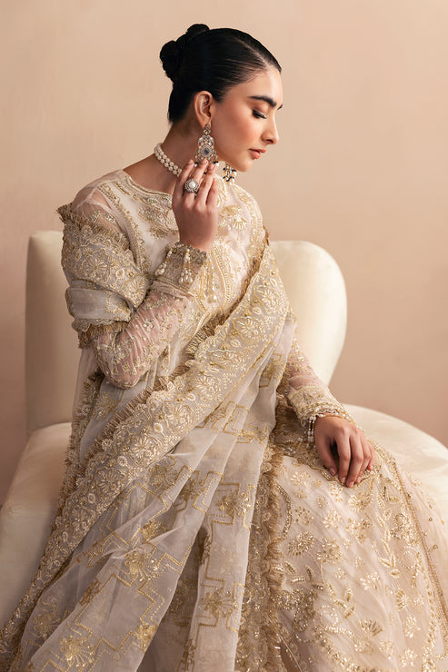 Emaan Adeel | Clay Couture | OPALINE M Off White Organza