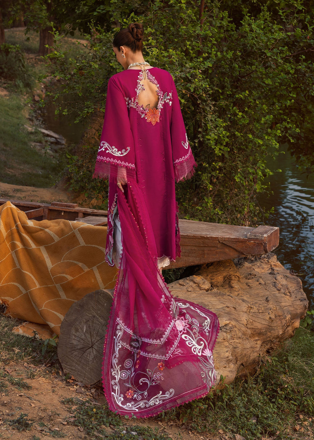 Crimson | Tasawar 25 | MIRROR GARDEN - D3A XS Berry Organza