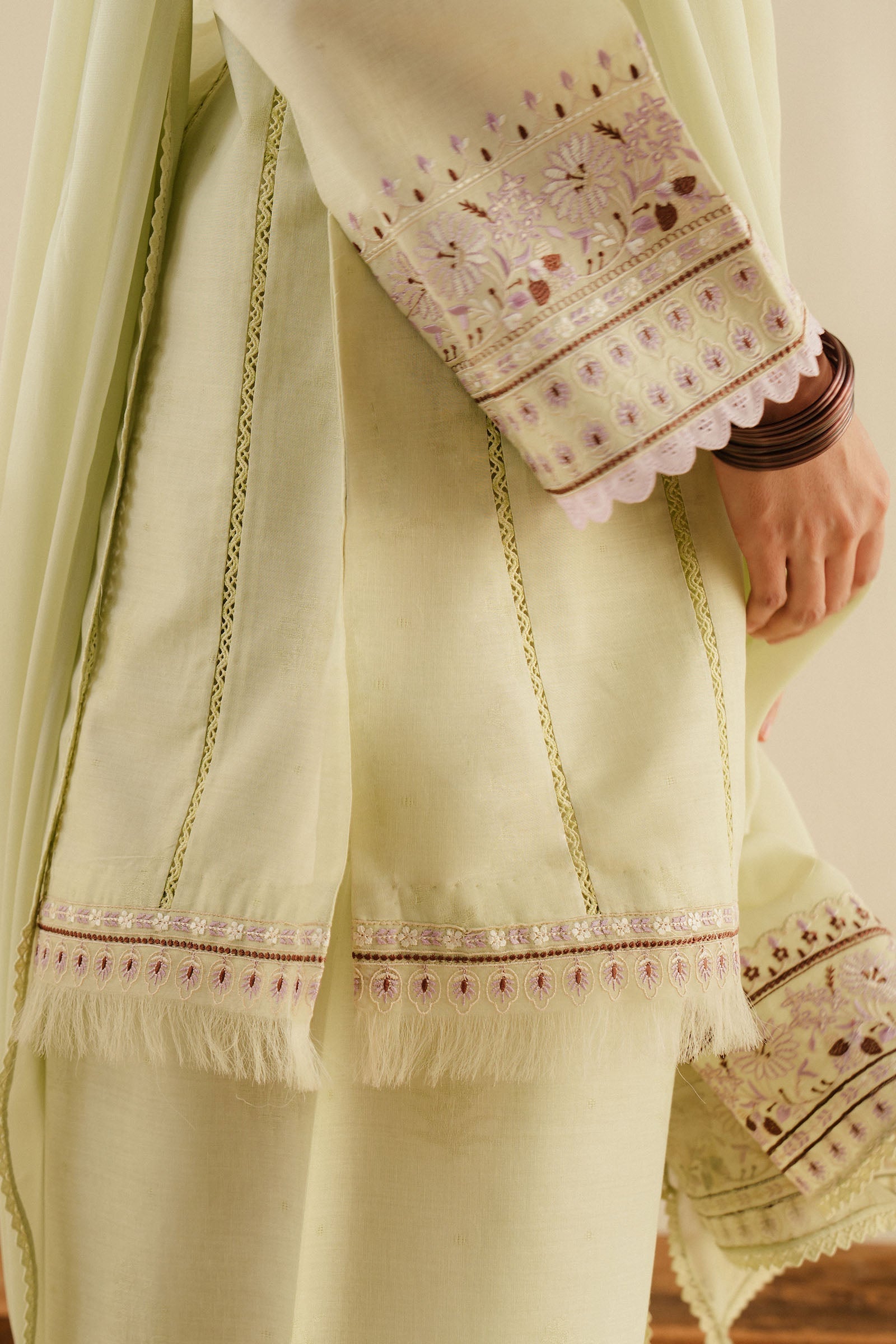 Zara Shahjahan | Eid Pret 25 | CR25P0229 L Cream Dobby