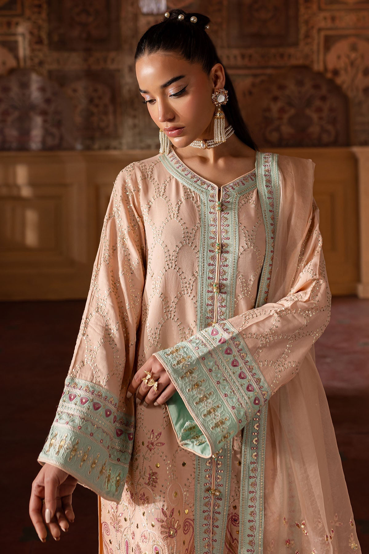 Nureh | Nur Mahal Formals | NE-141