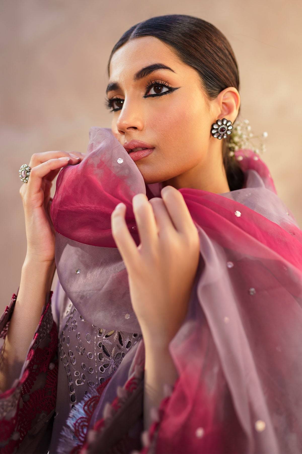 Nureh | Bazaar Lawn | NS-139 - Pakistani Designer Dress - by Nureh | Type: Luxury - 100% Original at Saira Sultan