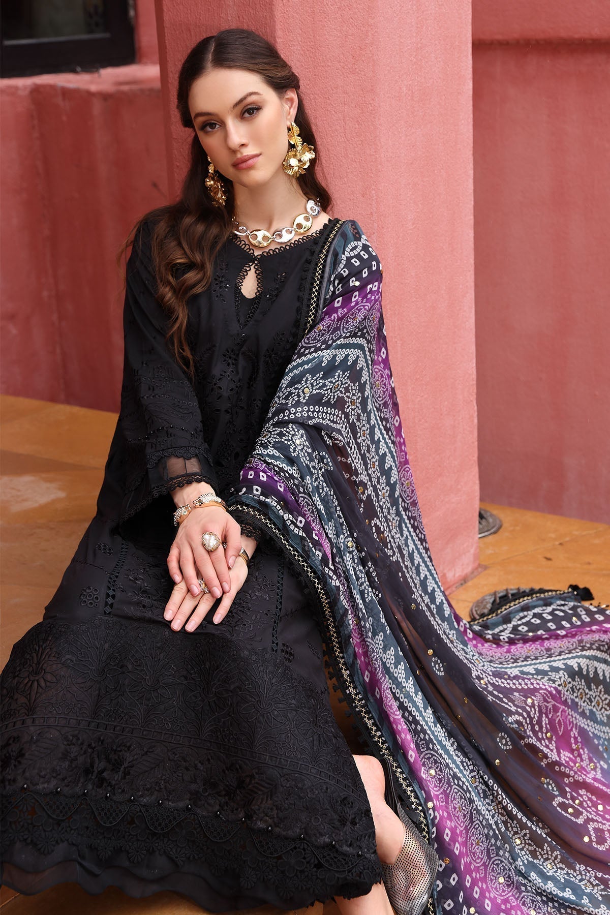 Nureh | Bazaar Lawn 25 | NE-110 XL Black Lawn