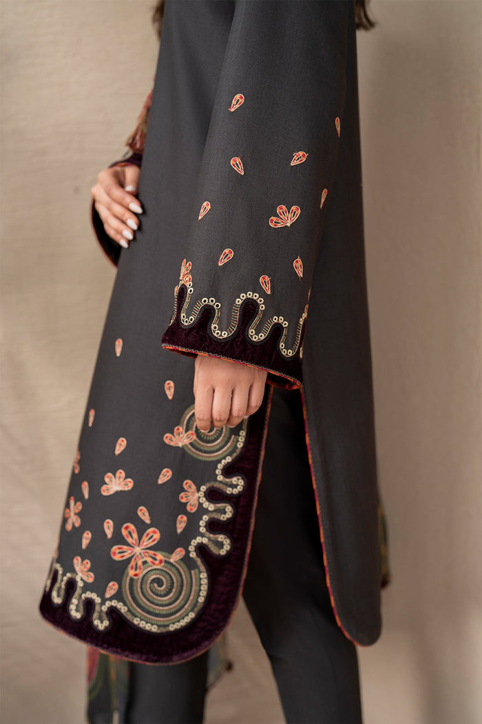 Jazmin | Winter Edition 24 | KHADDAR UW-0047 - Pakistani Designer Dress - by Jazmin | Type: Luxury - 100% Original at Saira Sultan