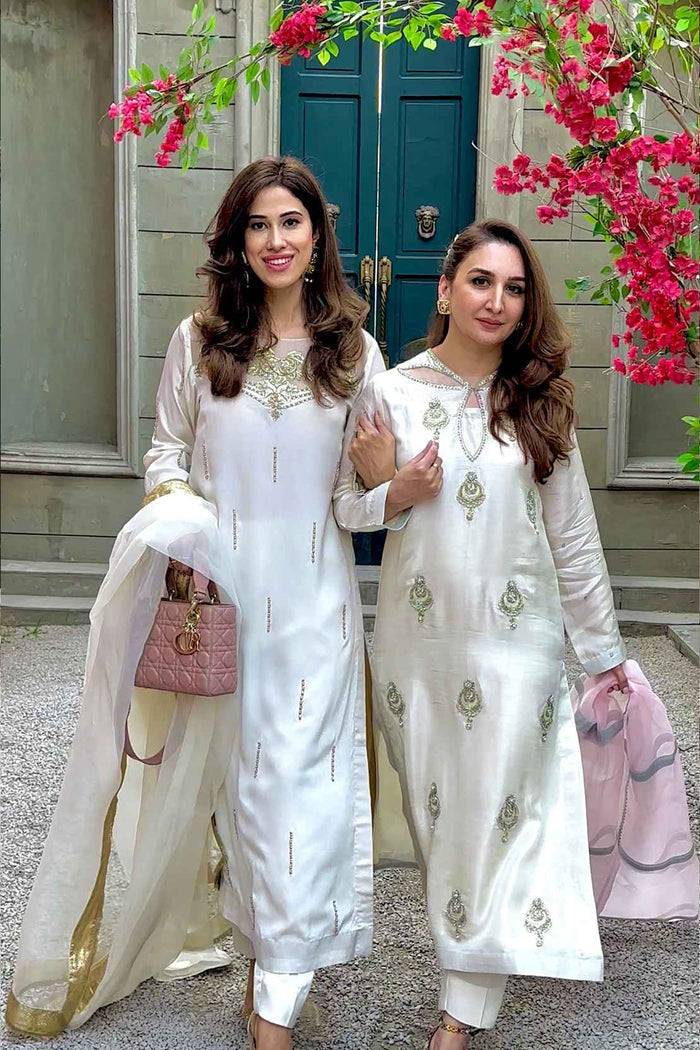 Leon | Leon Luxe Collection | AYEZEL - Pakistani Designer Dress - by Leon | Type: Formal - 100% Original at Saira Sultan