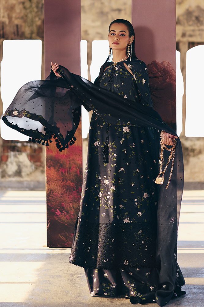 Suffuse | Silk Pret Summer 25 | ZEYARA XS Black Silk