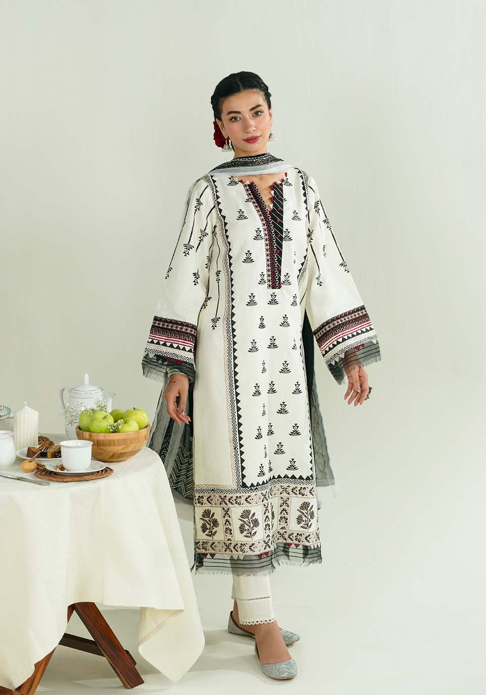 Zarqash | Nazakat Ready to Wear | NOOR-E-SIYAH - Pakistani Designer Dress - by Zarqash - Type : Ladies Clothes - 100% Original at Saira Sultan