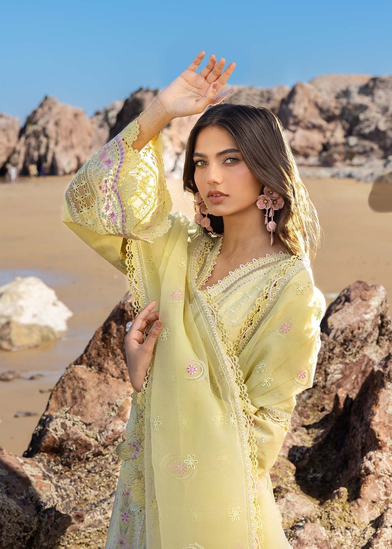 Akbar Aslam | Mare Lawn Edit 25 | Solara L Pale Yellow Lawn