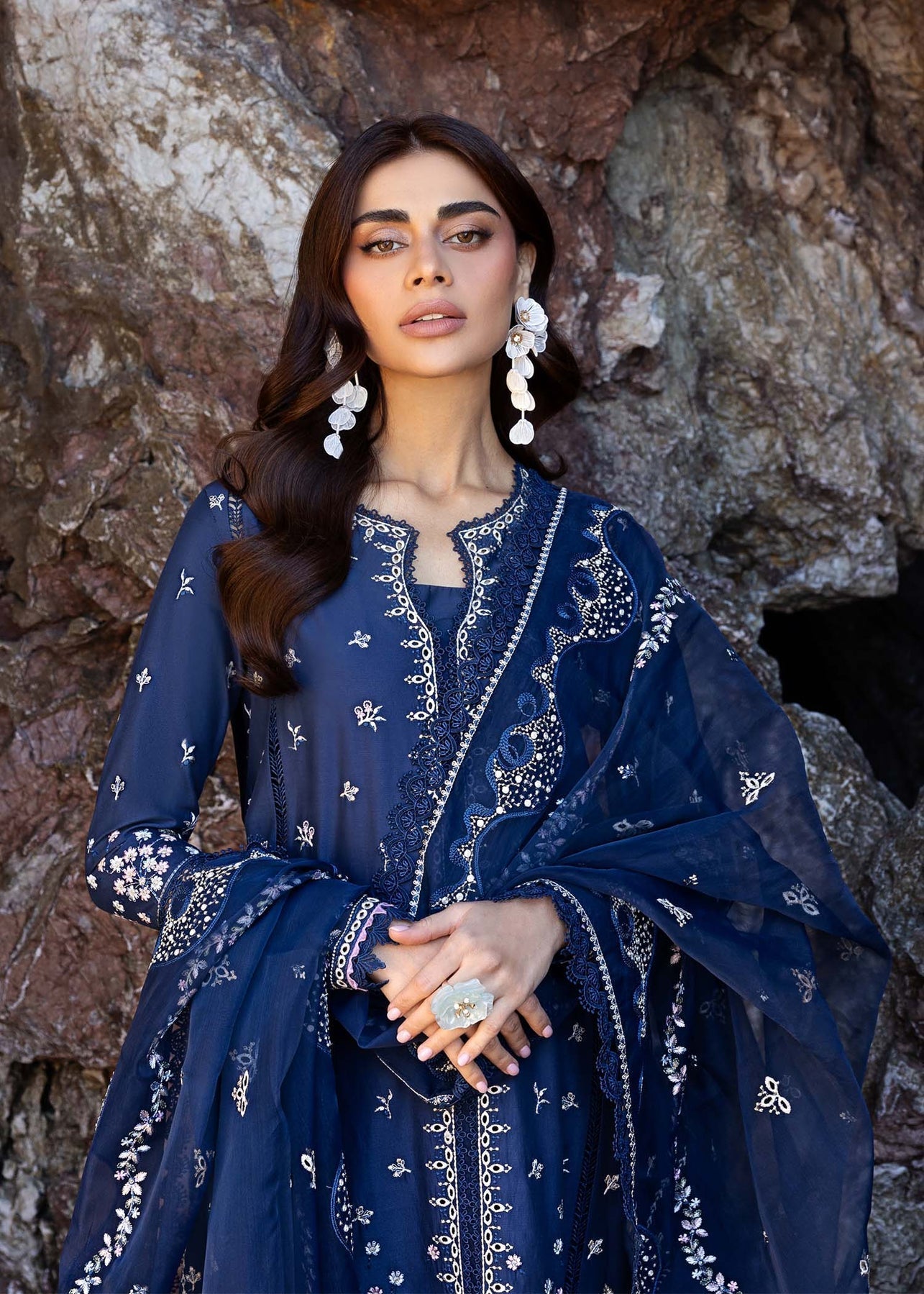 Akbar Aslam | Mare Lawn Edit 25 | Eilara L Navy Lawn
