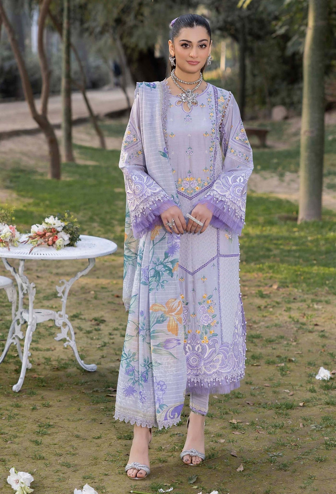 Adans Libas | Gul Rukh Lawn 25 | RUKH 2835 XS Lilac Lawn