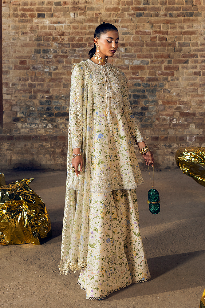 Suffuse | Silk Pret Summer 25 | CARMILLA XS Ivory Grip Silk