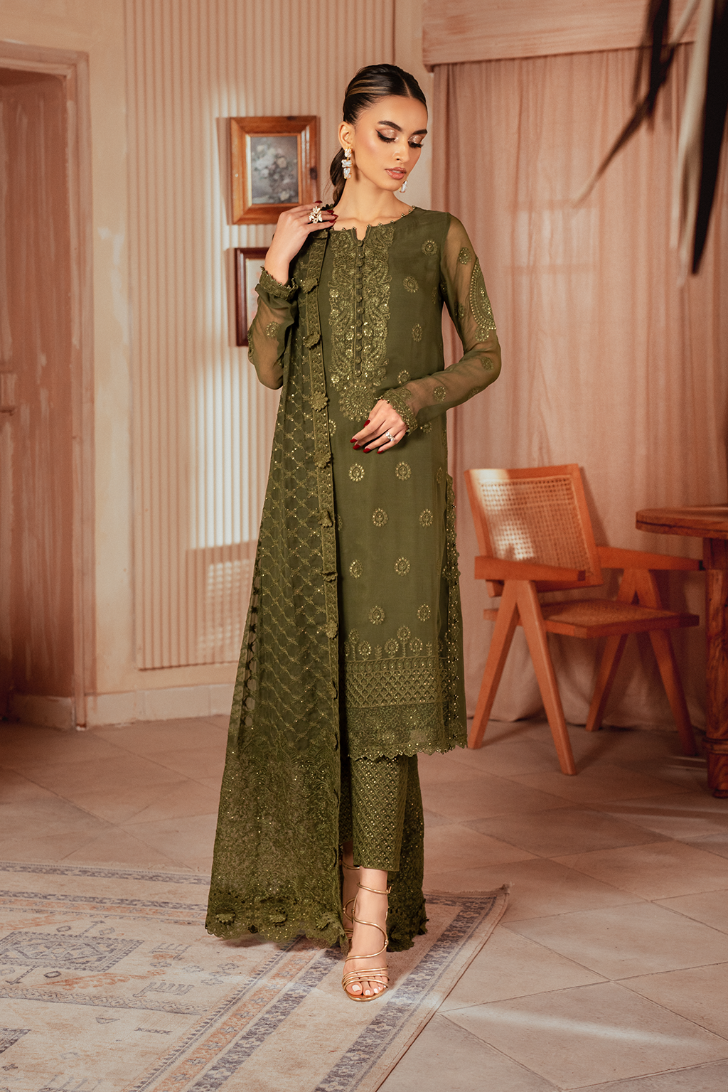Iznik | Chiffon Kari | ICK-05 Embroidered Chiffon - Pakistani Designer Dress - by Iznik | Type: Formal - 100% Original at Saira Sultan