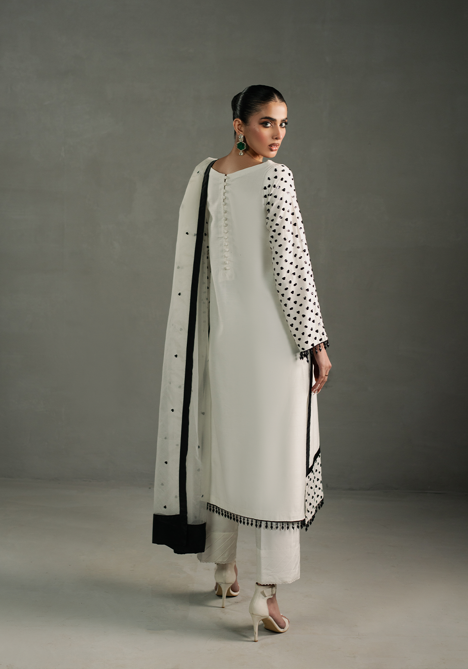 Zarqash | Silk Edit | ZQS 012 ESTELLA S White Raw Silk