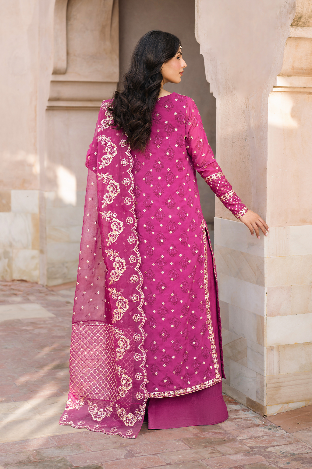 Iznik | Bandhani Formals | UE-326 XS Magenta Chiffon