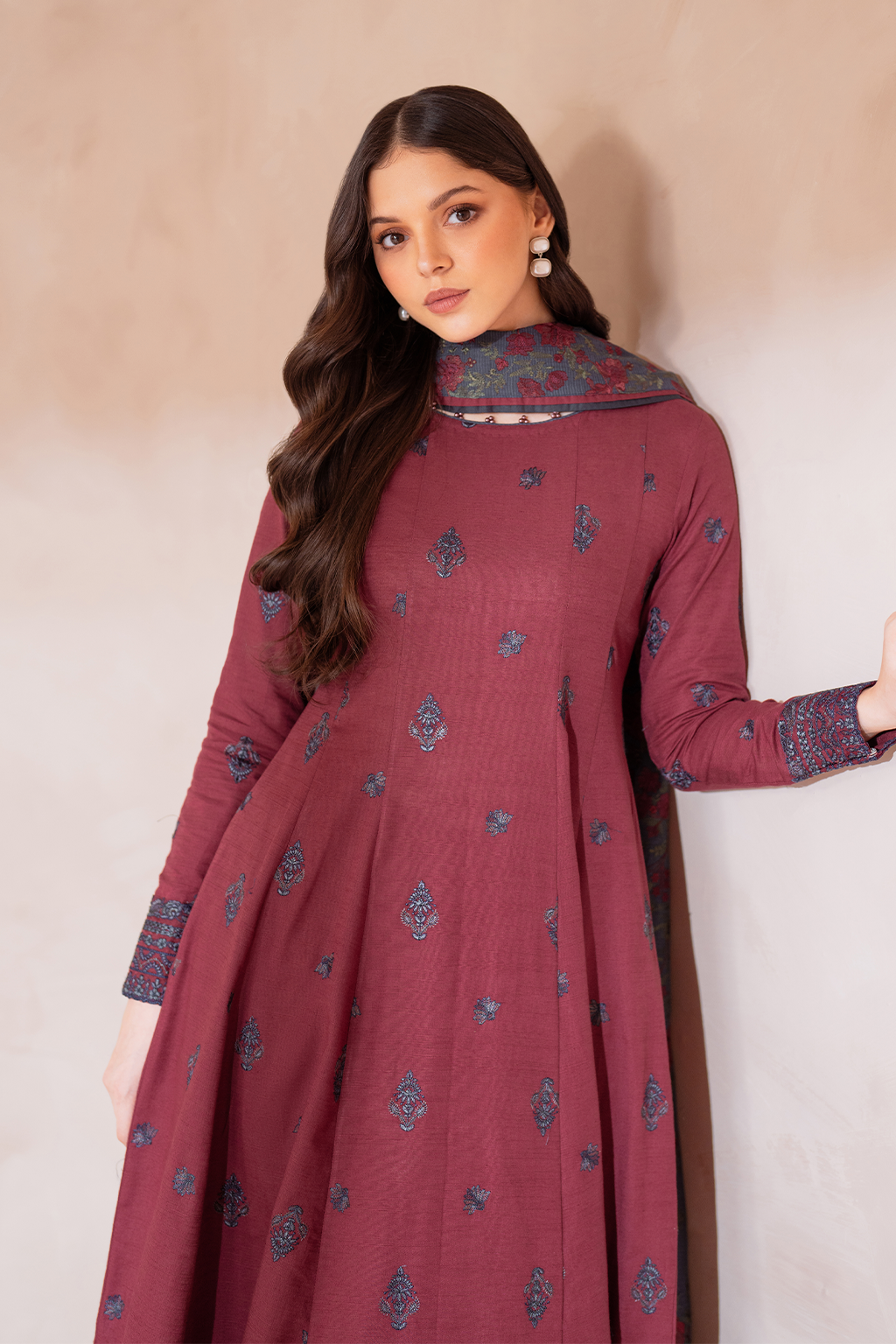 Iznik | Exclusive Winter | UE-372 L Berry Khaddar