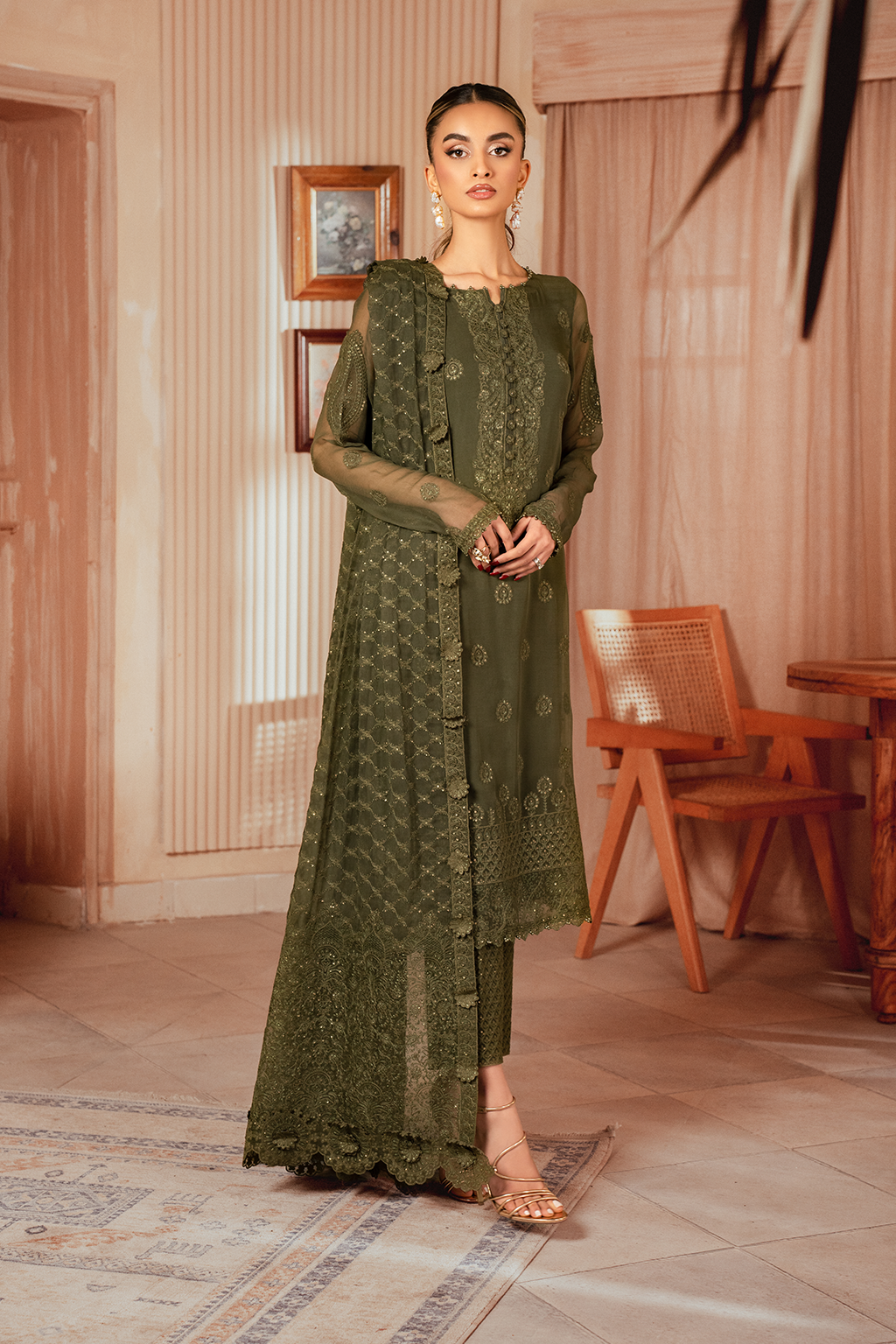 Iznik | Chiffon Kari | ICK-05 Embroidered Chiffon - Pakistani Designer Dress - by Iznik | Type: Formal - 100% Original at Saira Sultan