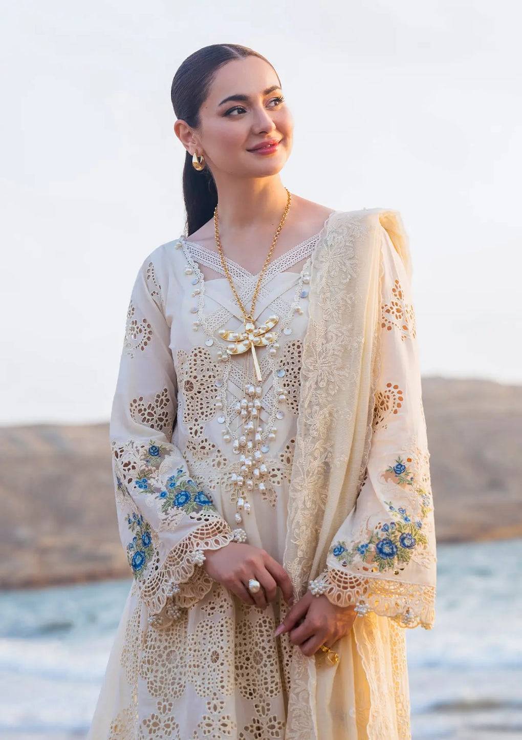 Elaf Premium | Hai Kuch Festive Lawn 24 | EHK-03B Ayra - Pakistani Designer Dress - by Elaf Premium | Type: Luxury - 100% Original at Saira Sultan