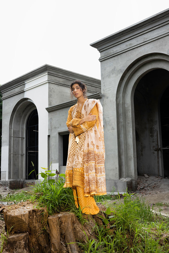 Sobia Nazir | Fall Edit 24 | DESIGN 1A FALL EDIT 2024 UNSTITCHED - Pakistani Designer Dress - by Sobia Nazir | Type: Luxury - 100% Original at Saira Sultan