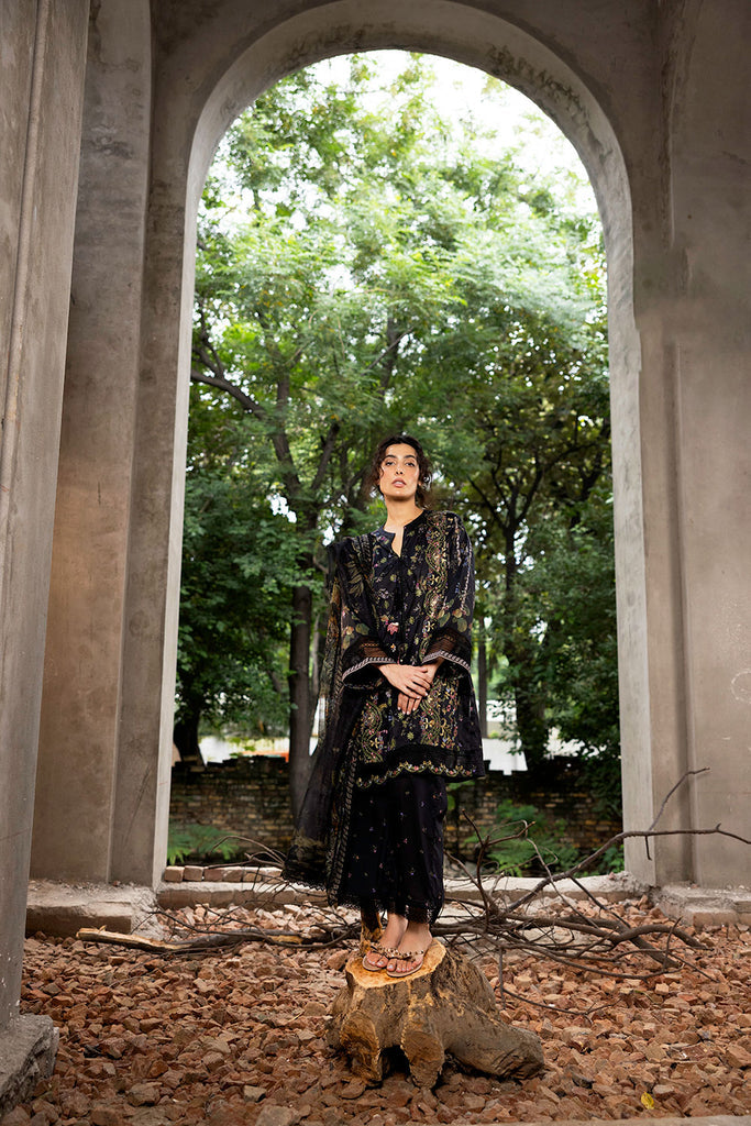 Sobia Nazir | Fall Edit 24 | DESIGN 2B FALL EDIT 2024 UNSTITCHED - Pakistani Designer Dress - by Sobia Nazir | Type: Luxury - 100% Original at Saira Sultan