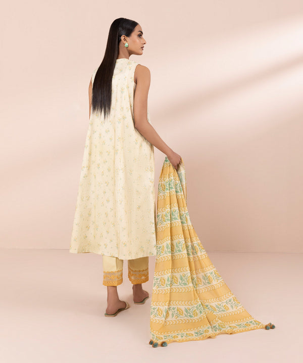 Sapphire | Eid Collection | S75 - Pakistani Designer Dress - by Sapphire | Type: Luxury - 100% Original at Saira Sultan