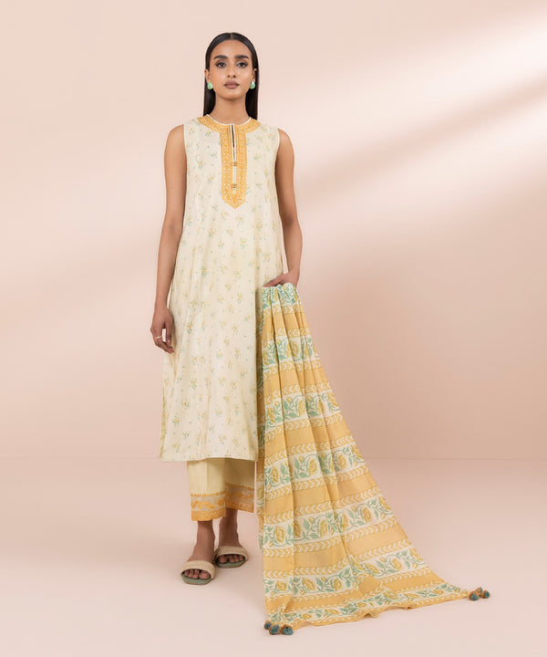 Sapphire | Eid Collection | S75 - Pakistani Designer Dress - by Sapphire | Type: Luxury - 100% Original at Saira Sultan