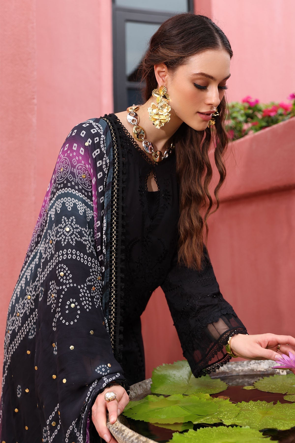 Nureh | Bazaar Lawn 25 | NE-110 L Black Lawn