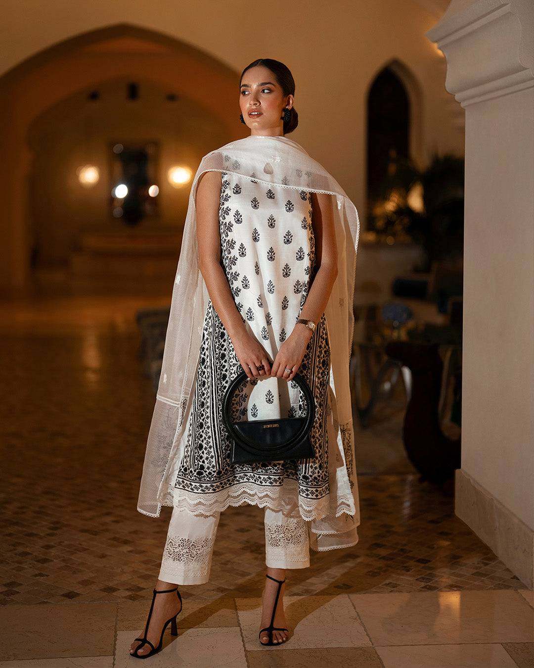 Faiza Saqlain | Zurina Luxury Pret | Zita - Pakistani Designer Dress - by Faiza Saqlain | Type: Luxury - 100% Original at Saira Sultan